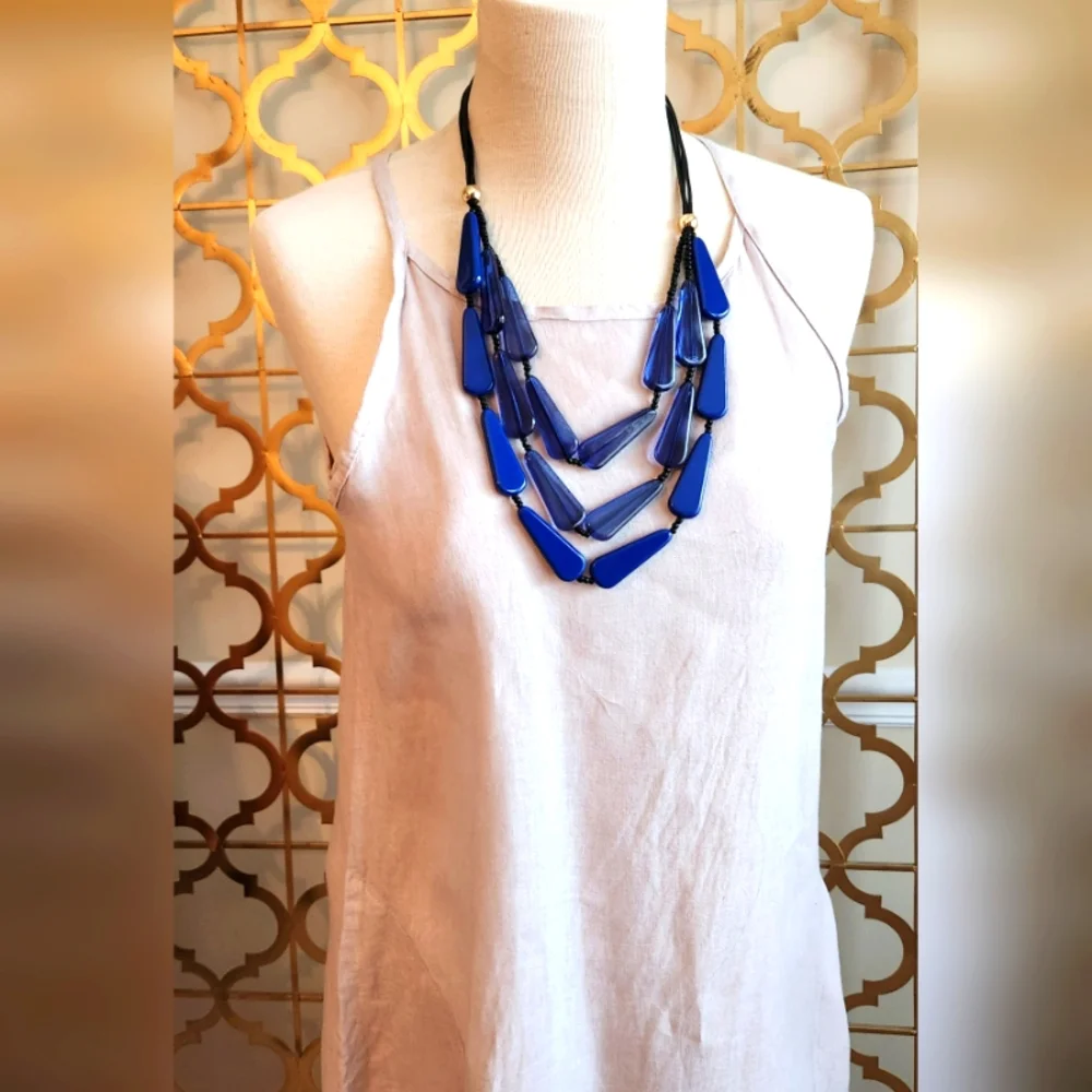 Deep Blue Multi-Strand Resin Statement Necklace ๐ - Picture 4 of 16